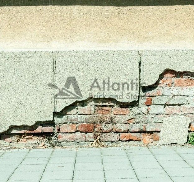 signs of a foundation damage