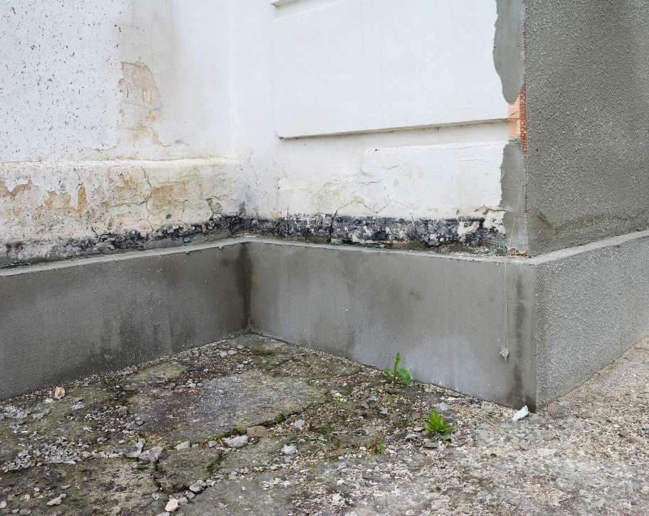 What Should a Foundation Crack Inspection Include?
