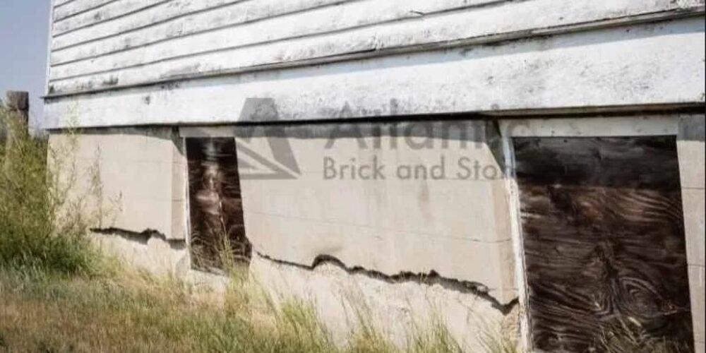 How to identify a collapsing foundation?