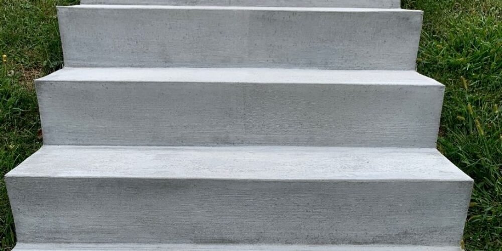 What Signs Indicate that my Concrete Steps need Resurfacing?