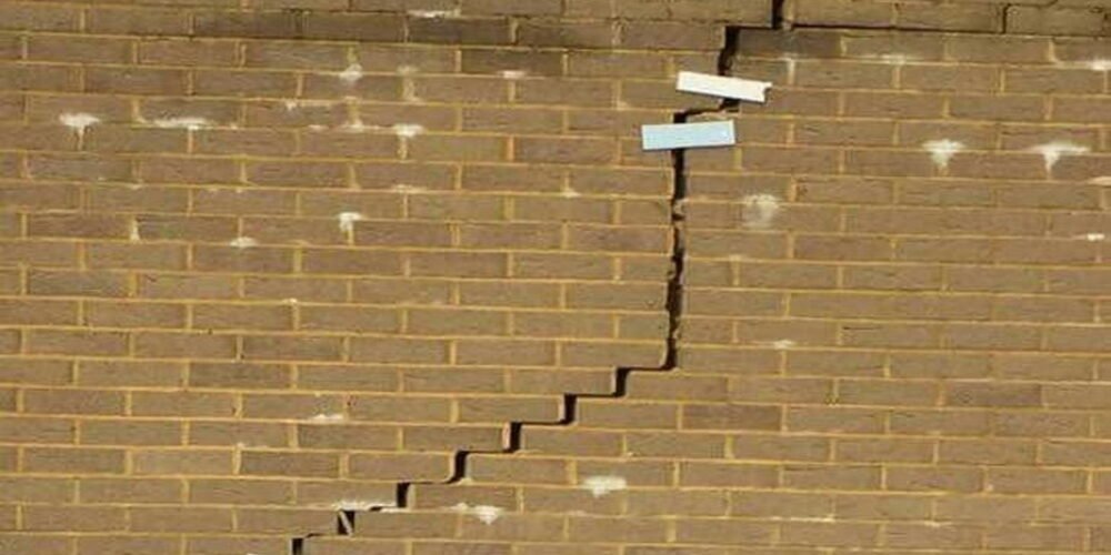 How to Fix a Large Crack in a Brick Wall?